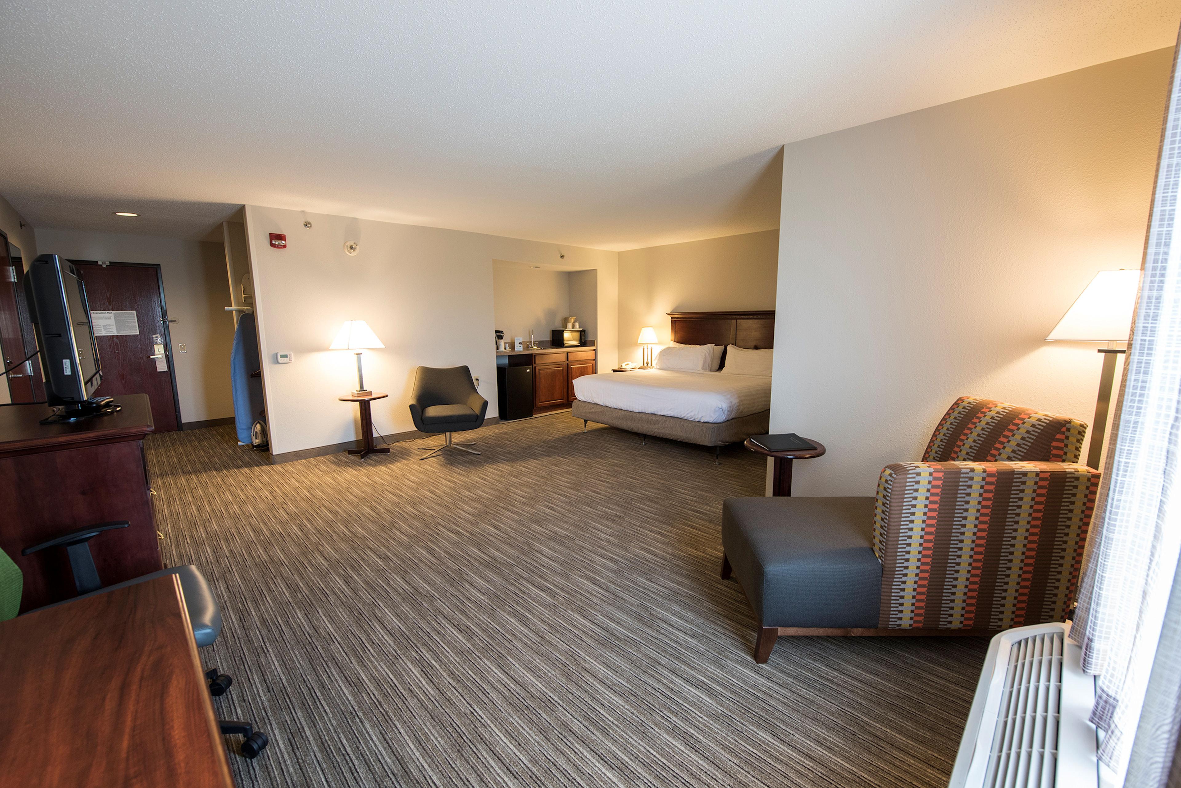 Best Western Plus Bourbonnais Hotel & Suites Exterior photo