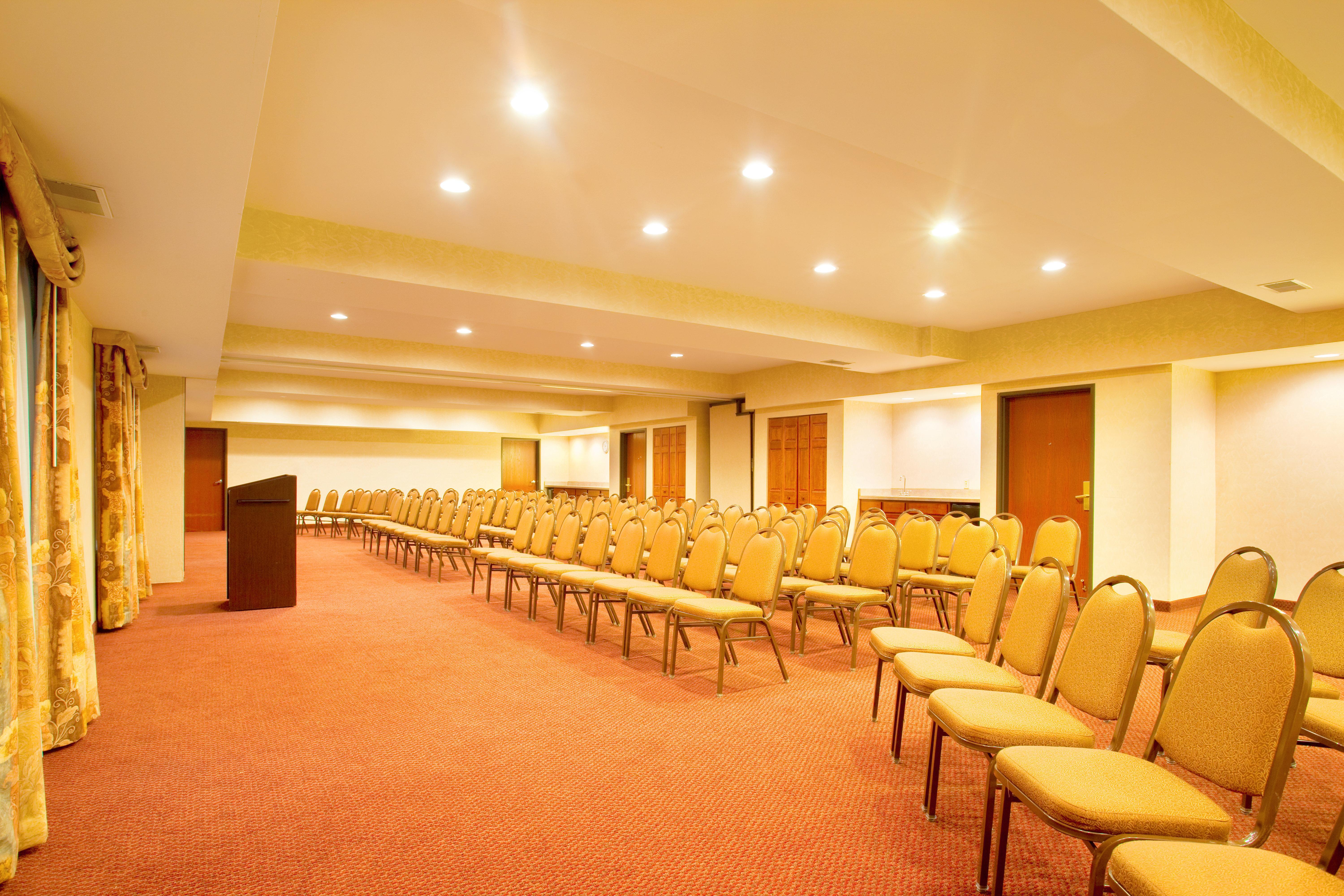 Best Western Plus Bourbonnais Hotel & Suites Exterior photo