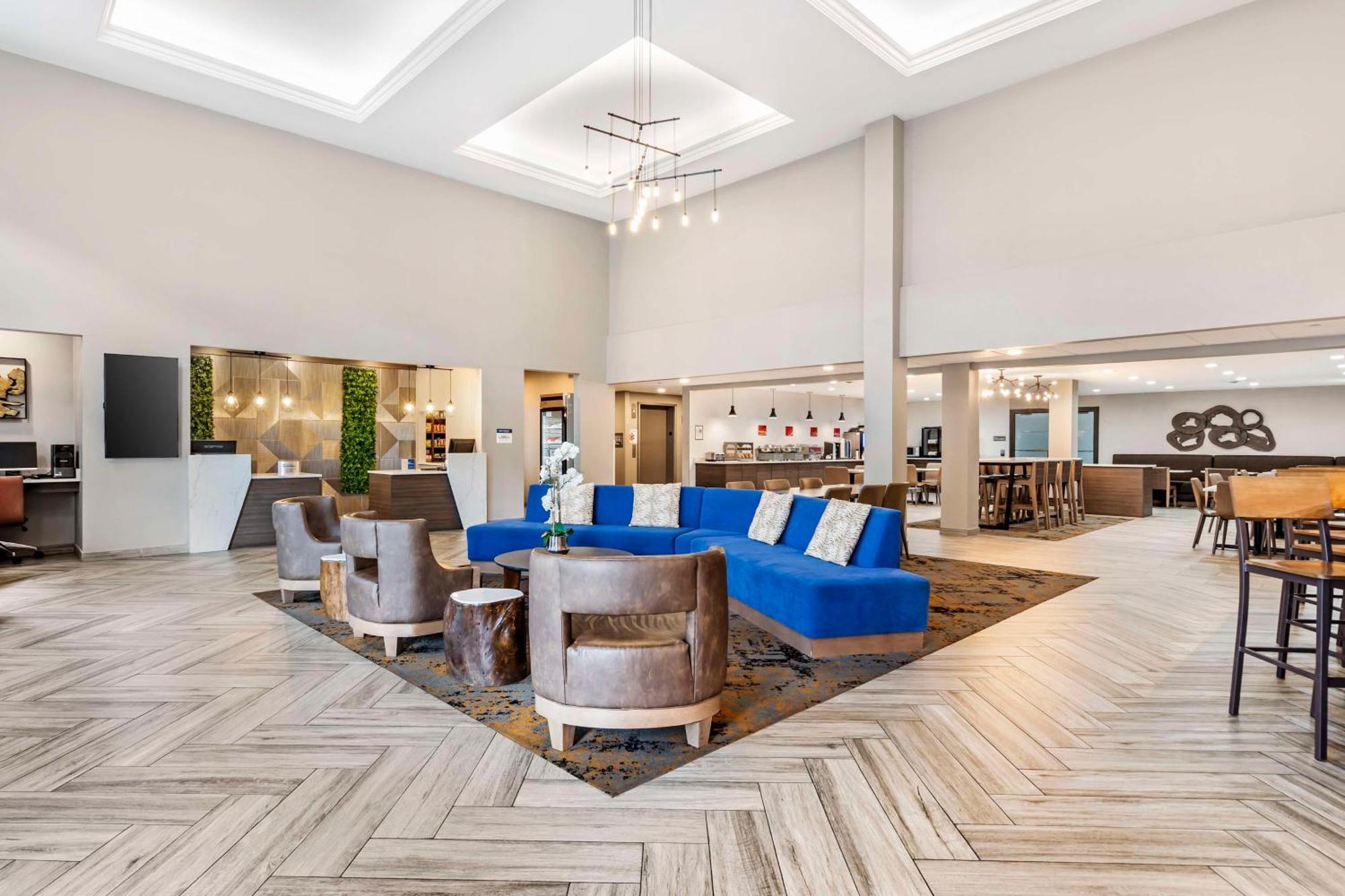 Best Western Plus Bourbonnais Hotel & Suites Exterior photo